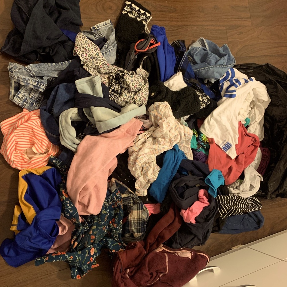 Bag of girls clothes age 6-12